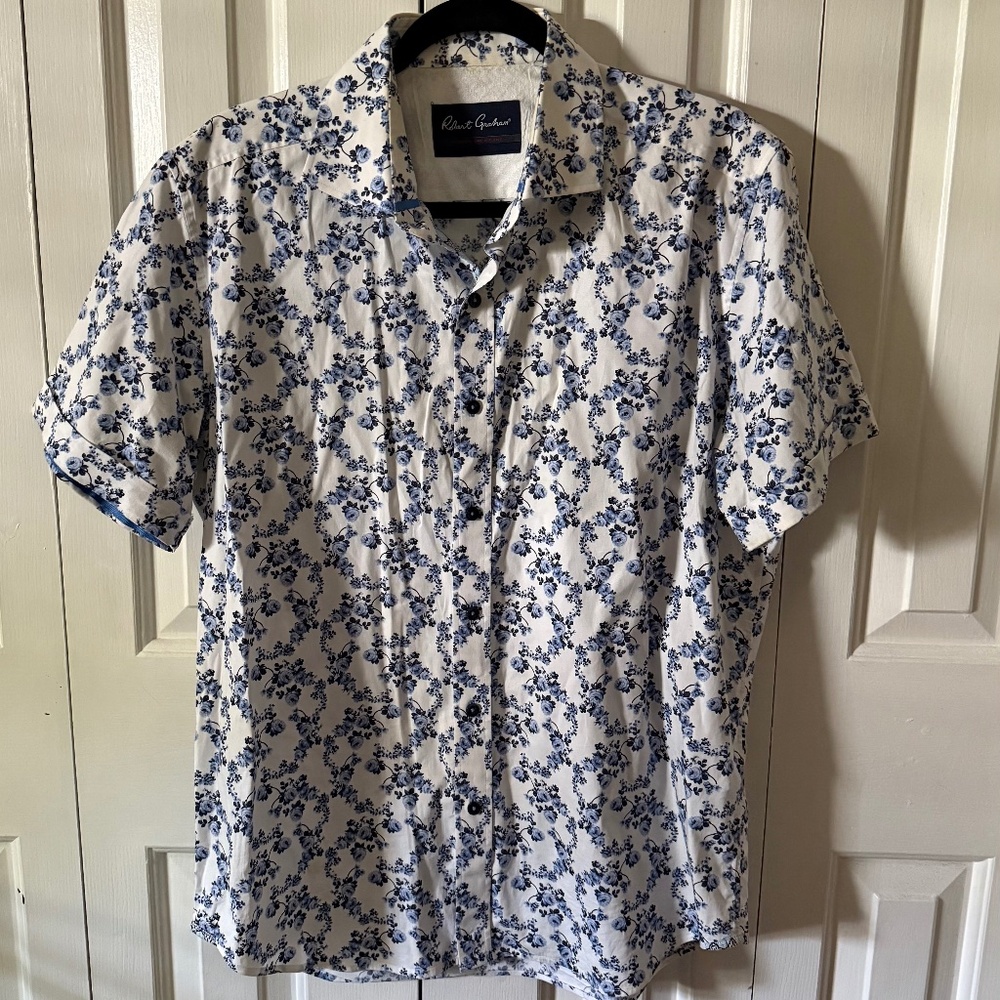 Robert Graham "Modern Americana" tailored fit Short sleeve blue flower button up